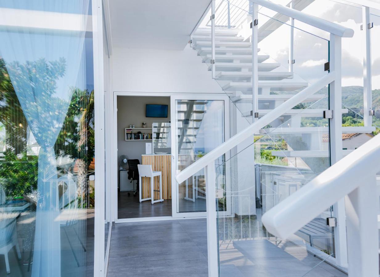 Residence Porto Ulisse Parghelia Bagian luar foto