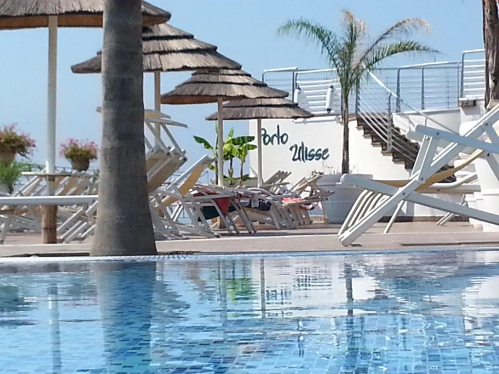 Residence Porto Ulisse Parghelia Bagian luar foto